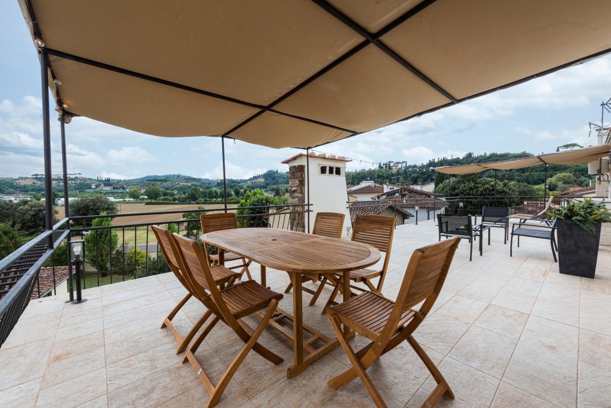 Apartamento The Luxor - Larione Florencia
