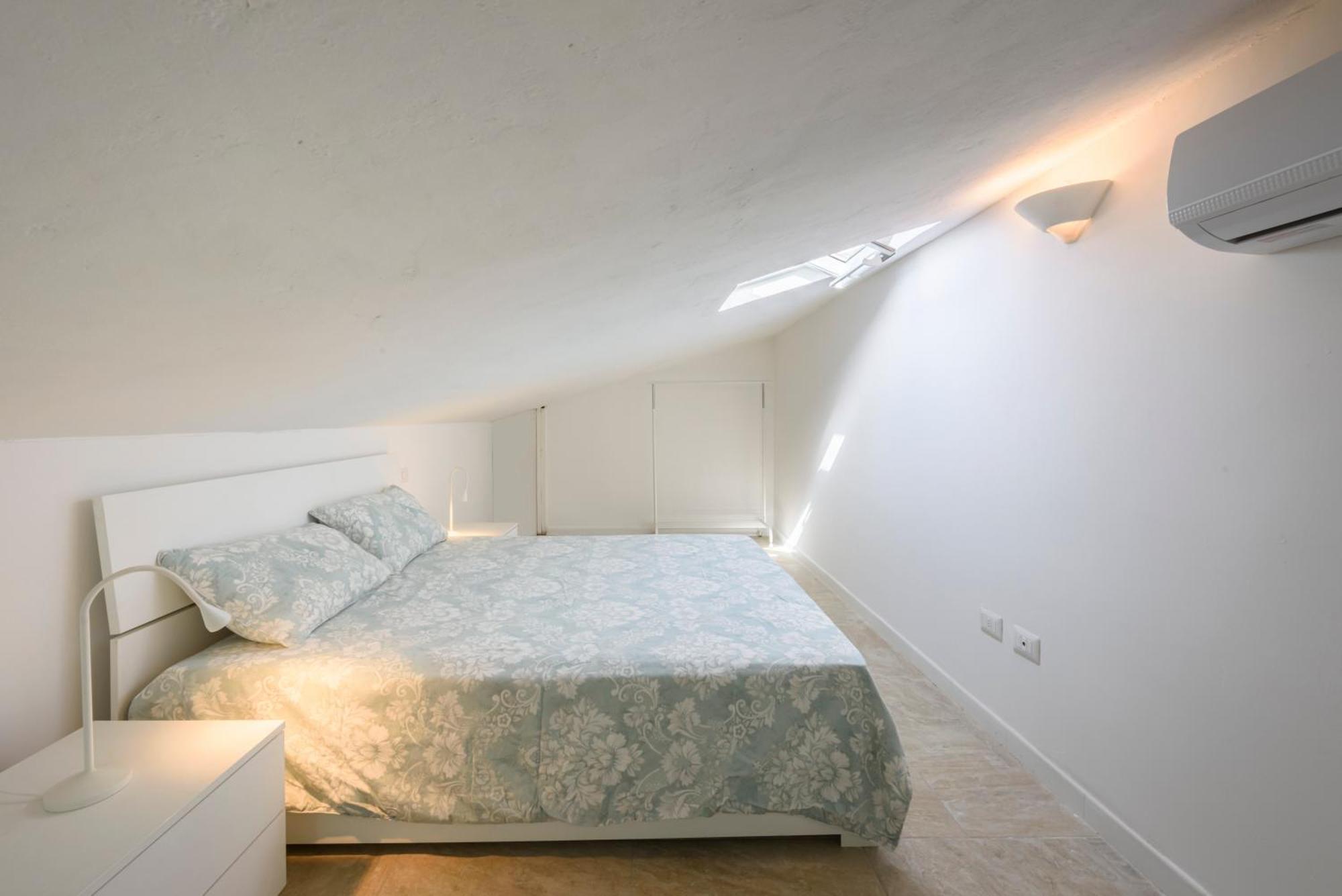 The Luxor - Larione Apartamento